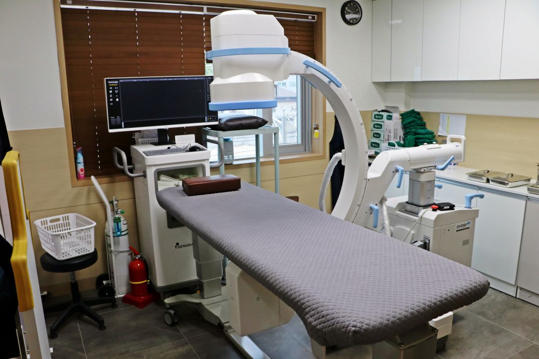 구산 c-arm실.JPG